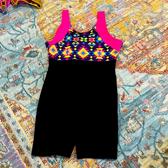 Girls leotard size 7/8 Leo - Picture 1 of 4